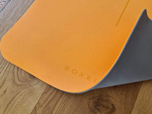 Lade das Bild in den Galerie-Viewer, MAGIC MAT