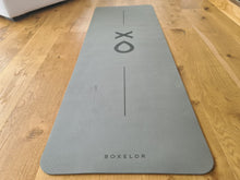 Lade das Bild in den Galerie-Viewer, MAGIC MAT